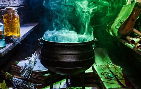 The Cauldron's Connection to the Moon in Witchcraft